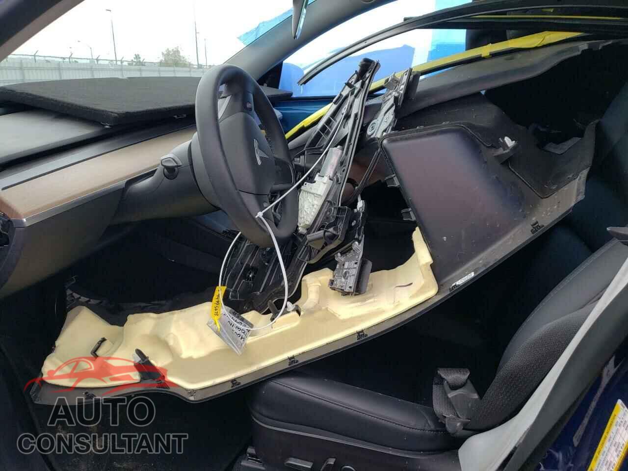 TESLA MODEL Y 2021 - 5YJYGAEE4MF269442