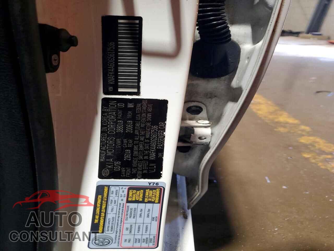 KIA FORTE 2016 - KNAFK4A60G5617536