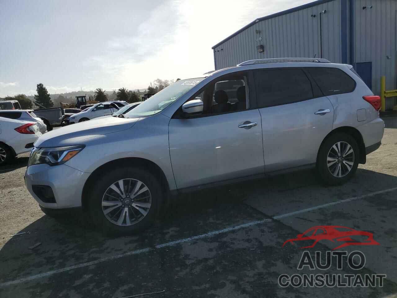 NISSAN PATHFINDER 2017 - 5N1DR2MN5HC646262