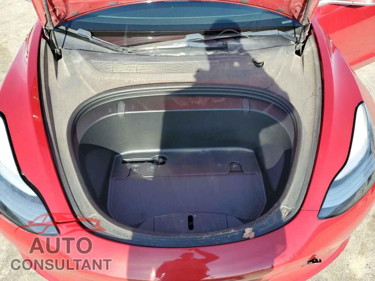 TESLA MODEL 3 2019 - 5YJ3E1EB3KF432875