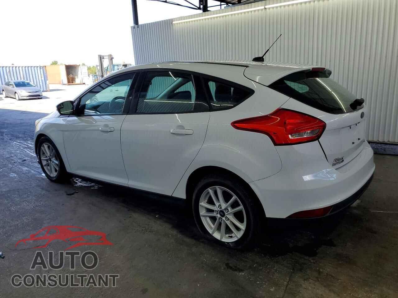 FORD FOCUS 2017 - 1FADP3K22HL296510