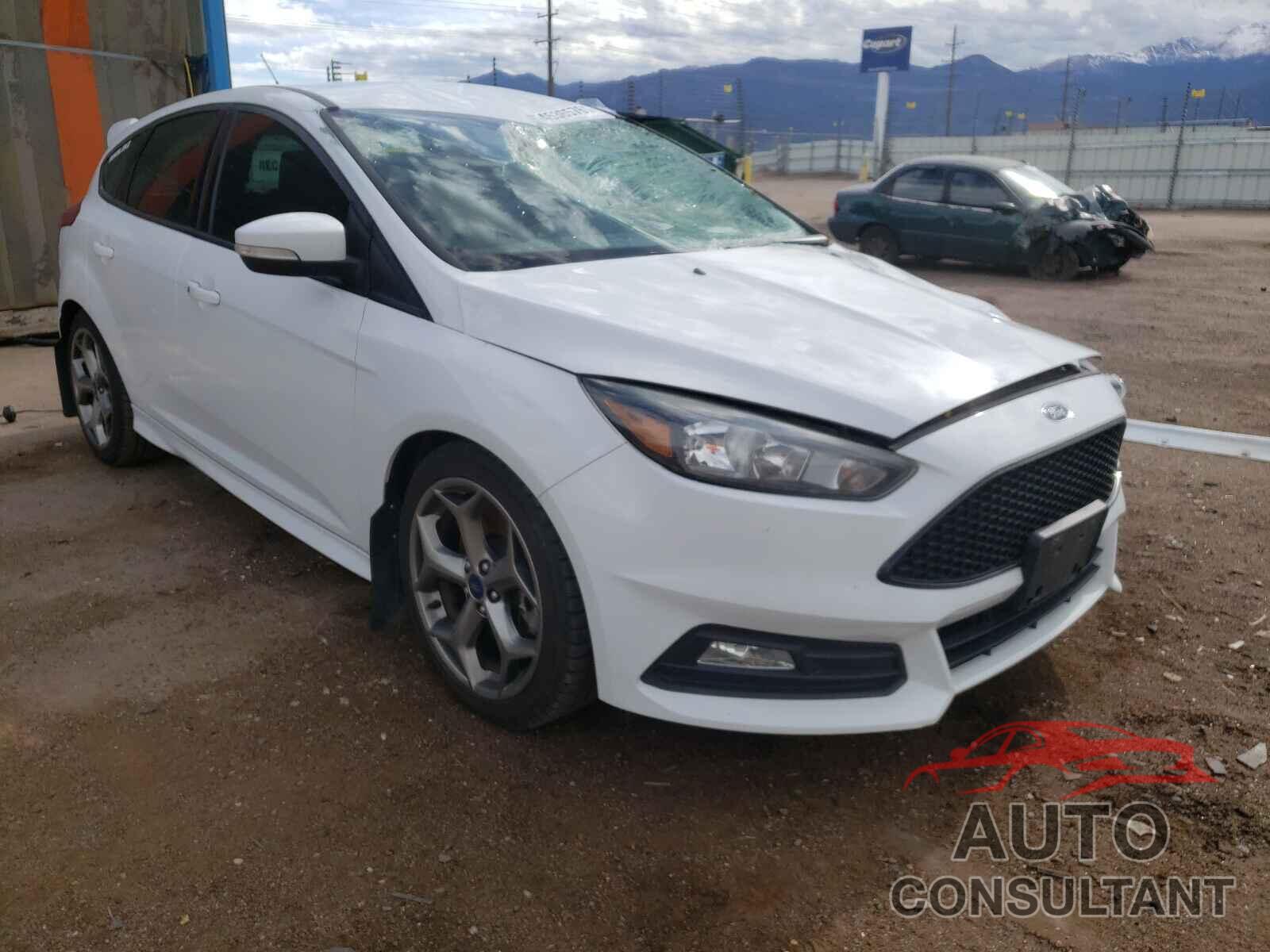 FORD FOCUS 2017 - 1FADP3L9XHL284438
