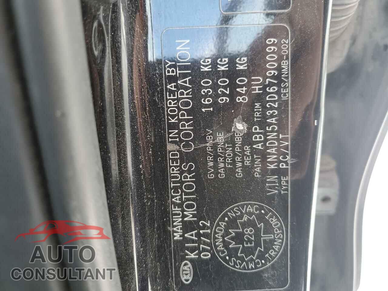 KIA RIO 2013 - KNADN5A32D6790099