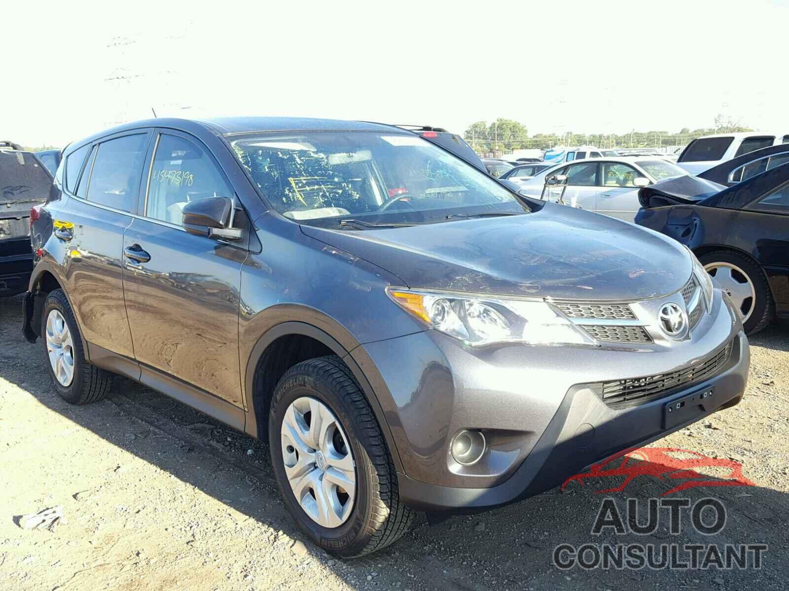 TOYOTA RAV4 LE 2015 - JTMZFREV3FJ058637