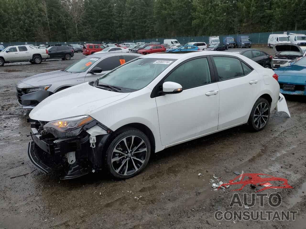 TOYOTA COROLLA 2018 - 5YFBURHE5JP836704