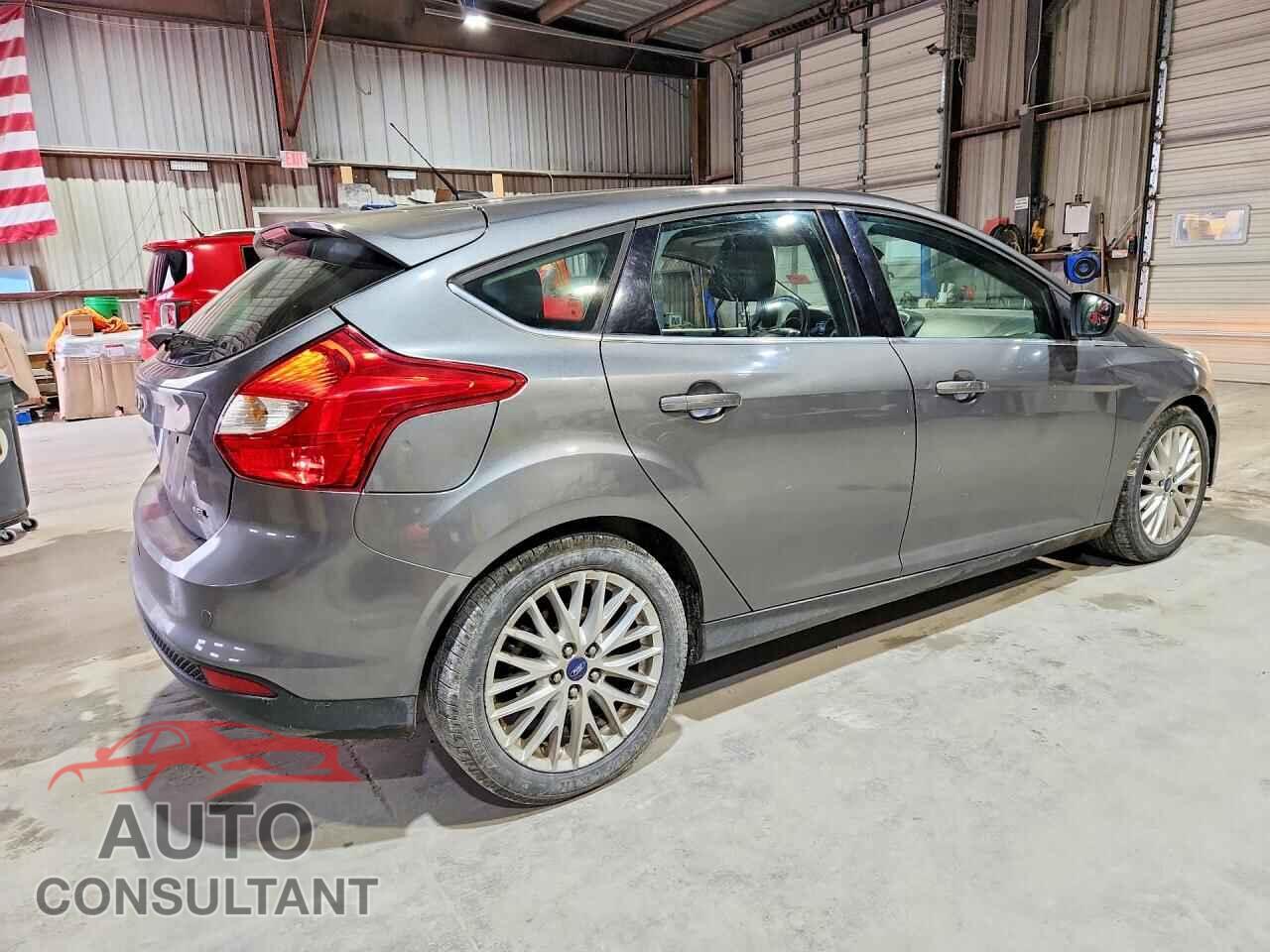 FORD FOCUS 2012 - 1FAHP3M2XCL314792