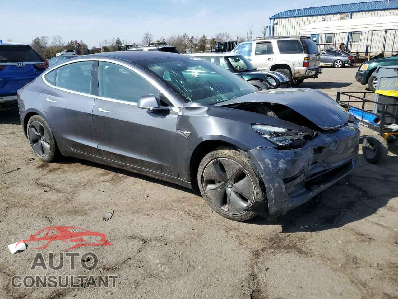 TESLA MODEL 3 2018 - 5YJ3E1EA7JF040844