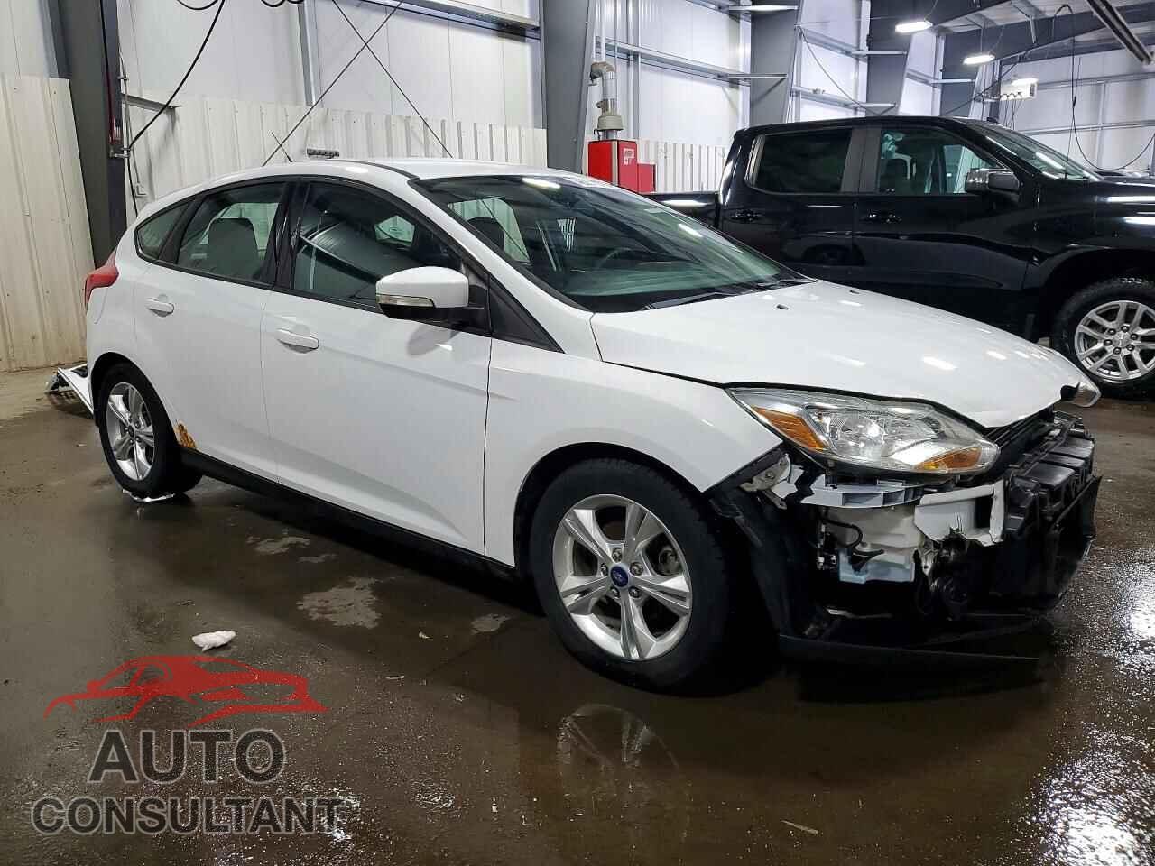 FORD FOCUS 2014 - 1FADP3K23EL138673