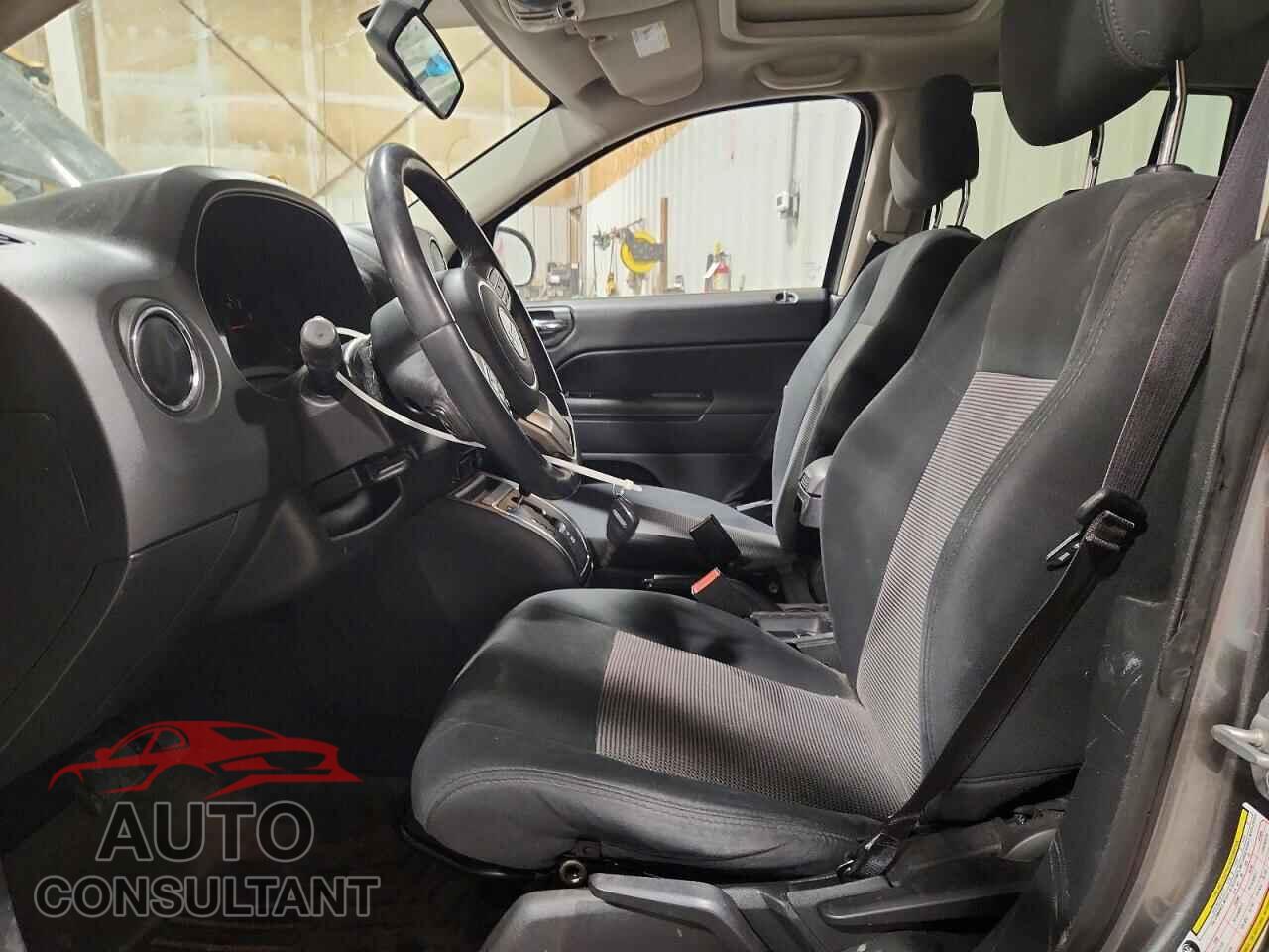 JEEP COMPASS 2011 - 1J4NF1FBXBD263878