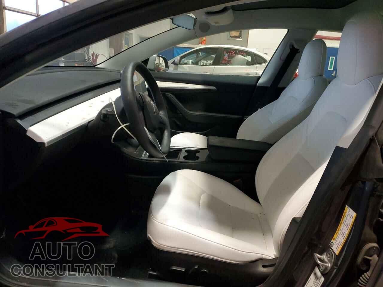 TESLA MODEL 3 2022 - 5YJ3E1EB9NF249727