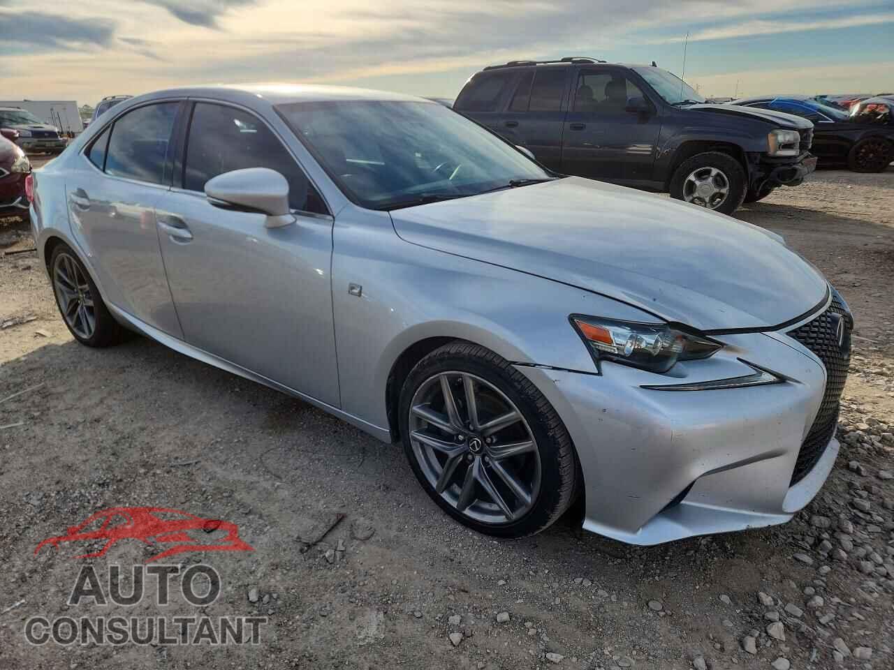 LEXUS IS 2014 - JTHBF1D22E5018677