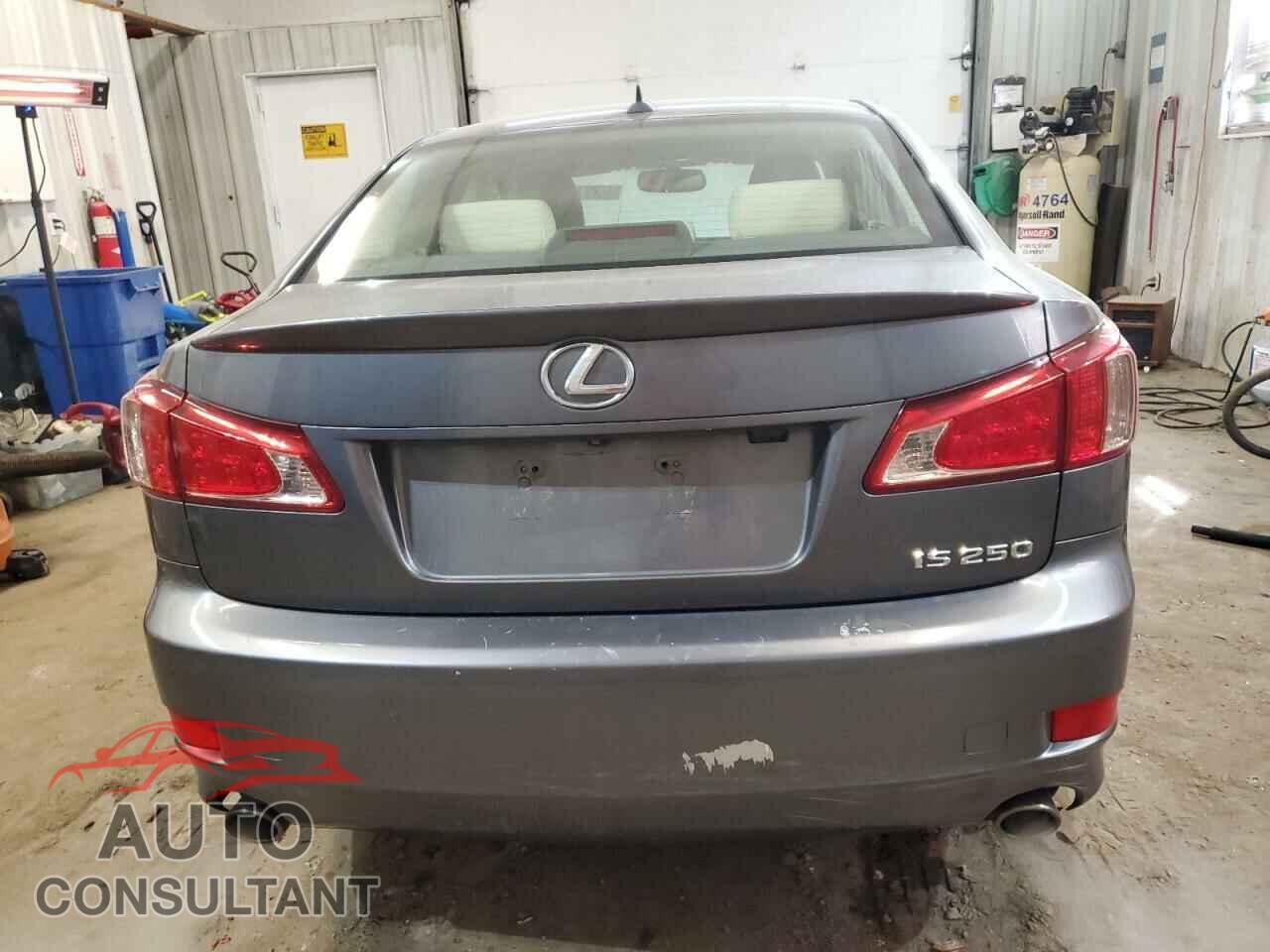 LEXUS IS 2012 - JTHBF5C22C5166690