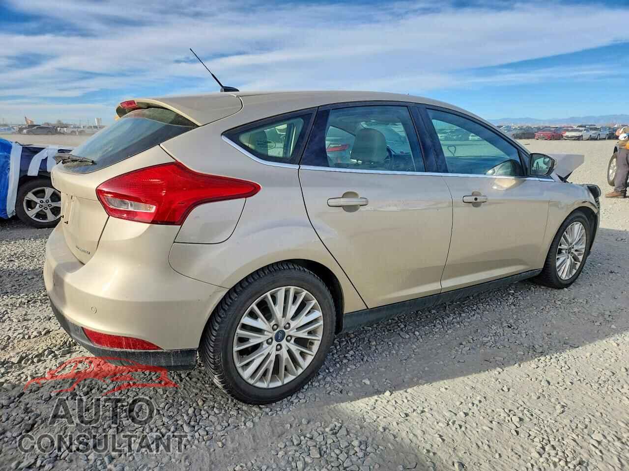 FORD FOCUS 2017 - 1FADP3N28HL272398