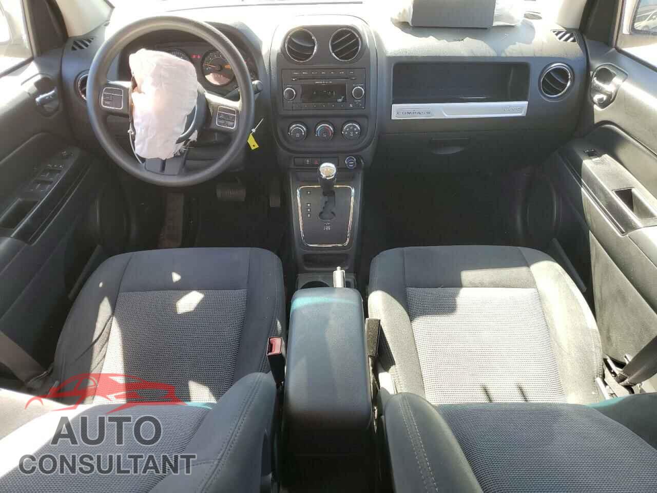 JEEP COMPASS 2015 - 1C4NJCBAXFD218958