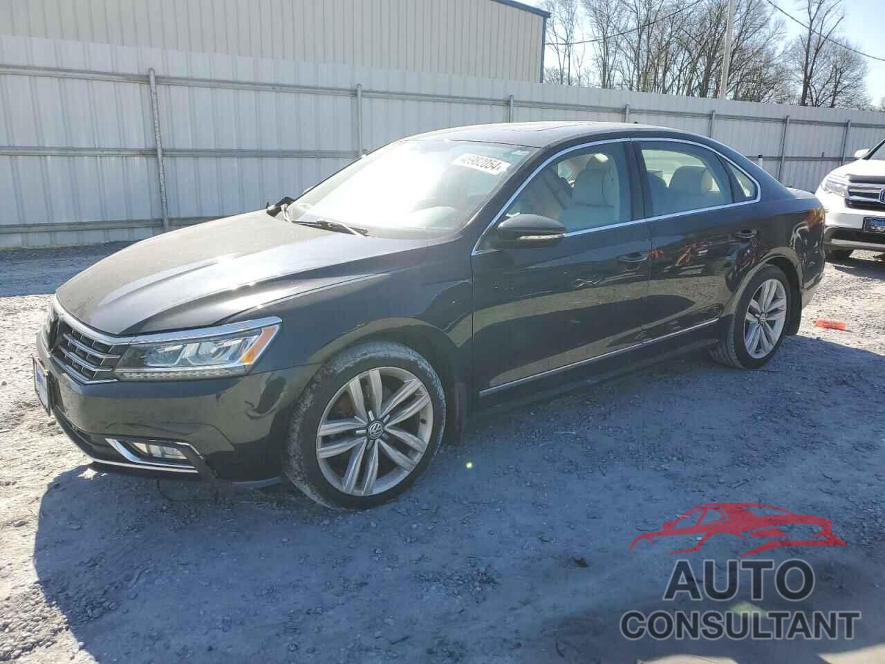 VOLKSWAGEN PASSAT 2017 - 1VWGT7A36HC046849