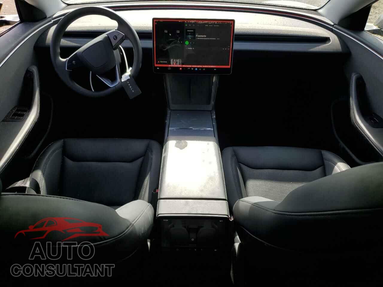 TESLA MODEL 3 2024 - 5YJ3E1EA5RF746514