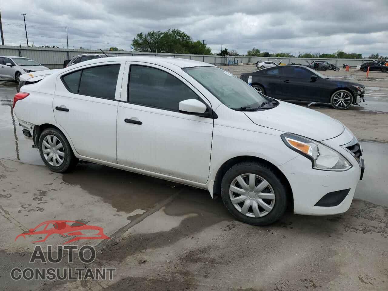NISSAN VERSA 2019 - 3N1CN7AP3KL812260