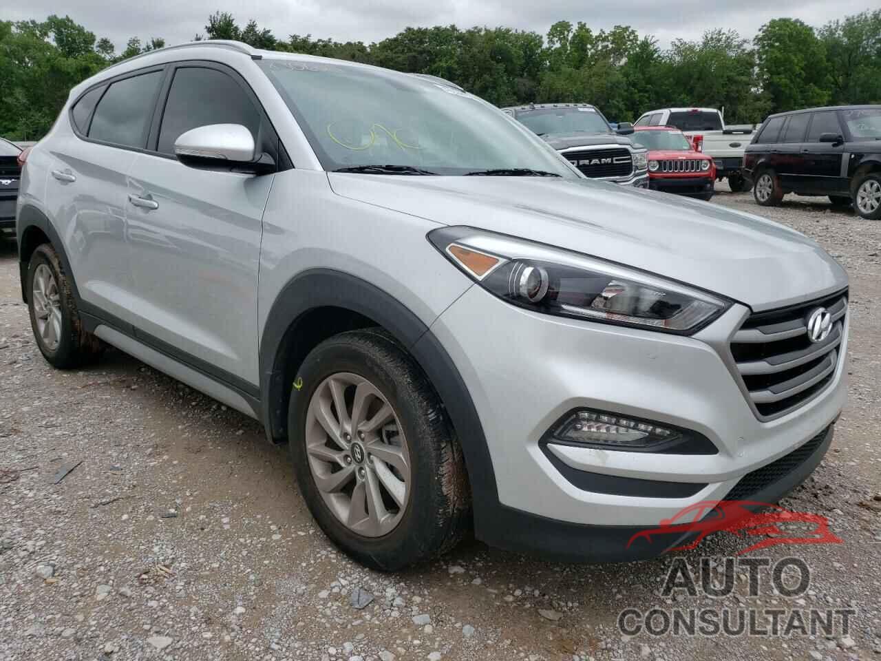 HYUNDAI TUCSON 2018 - KM8J33A41JU830605