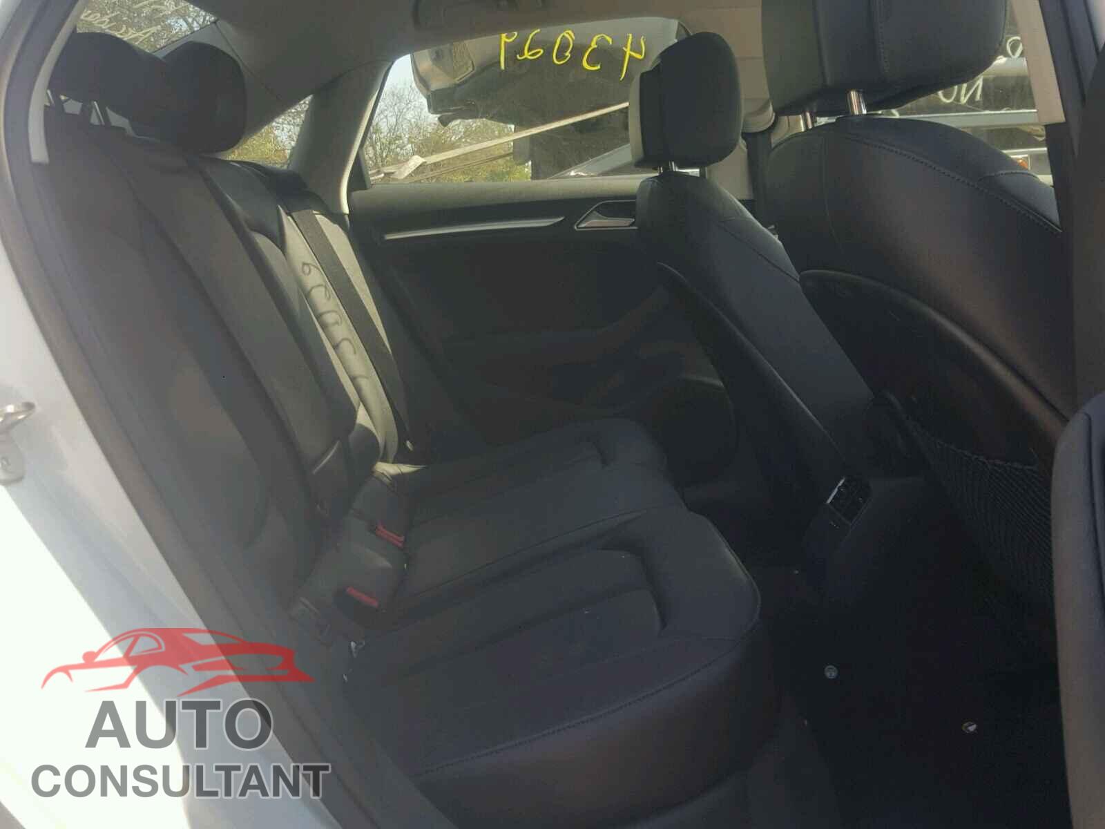 AUDI A3 2015 - WAUACGFF5F1020809