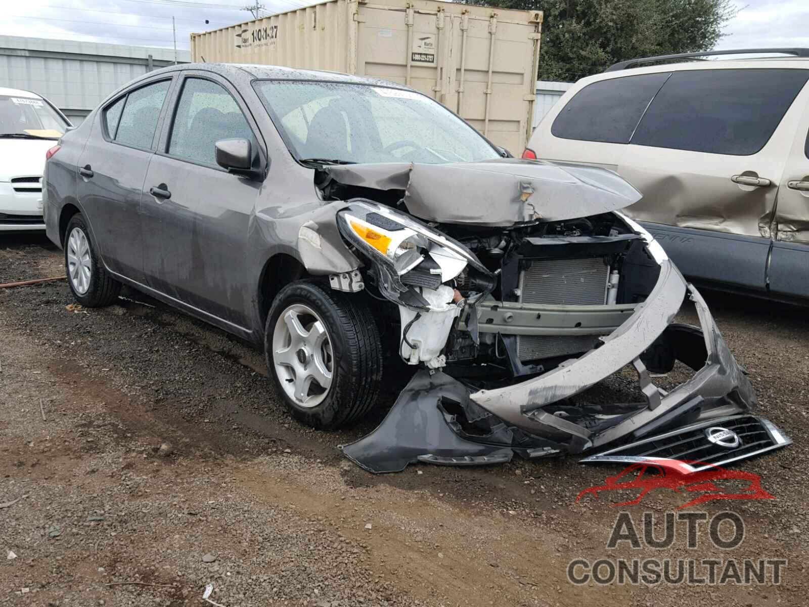 NISSAN VERSA 2017 - 3N1CN7AP1HL825503