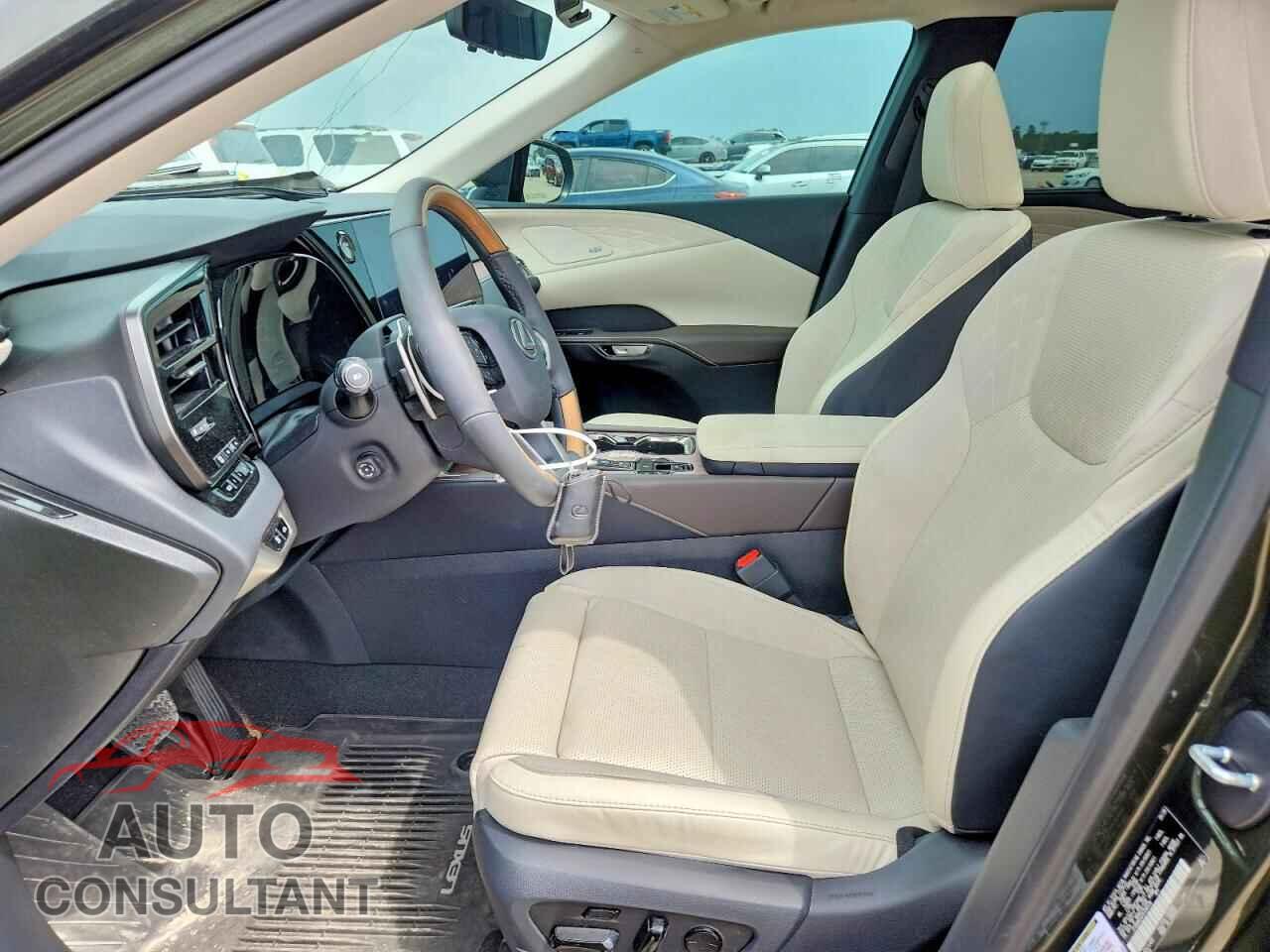 LEXUS UNKNOWN 2025 - 2T2BBMCA2SC088438