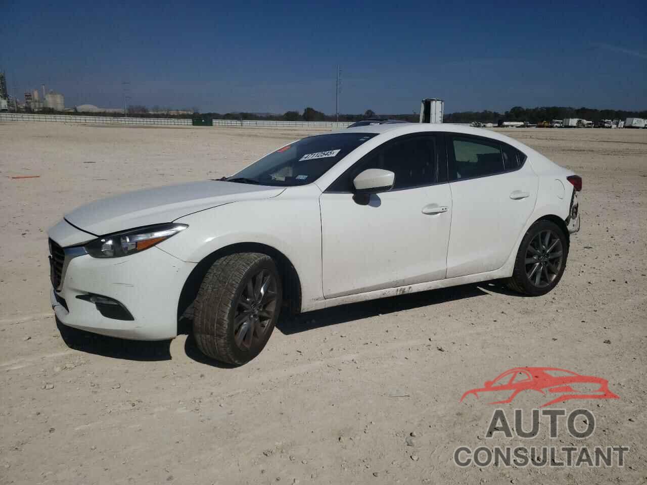 MAZDA 3 2018 - 3MZBN1V34JM173759
