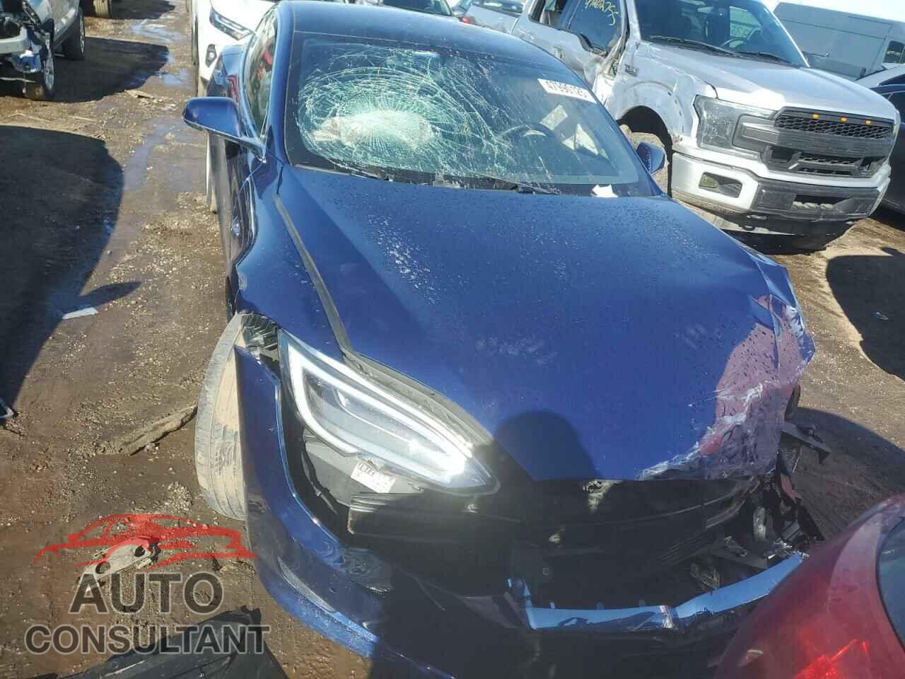 TESLA MODEL S 2020 - 5YJSA1E25LF382456