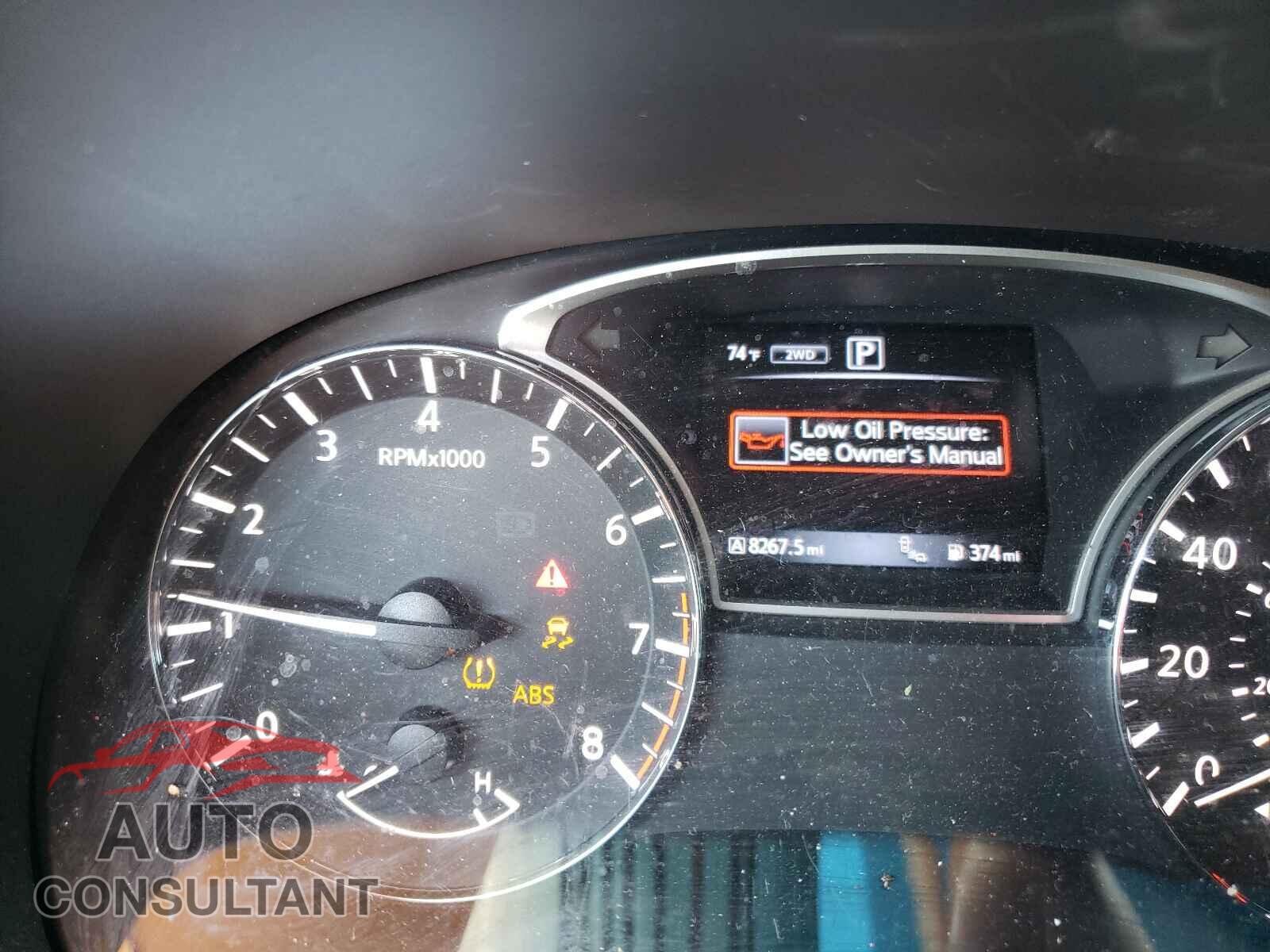 NISSAN PATHFINDER 2017 - 5N1DR2MM5HC911253