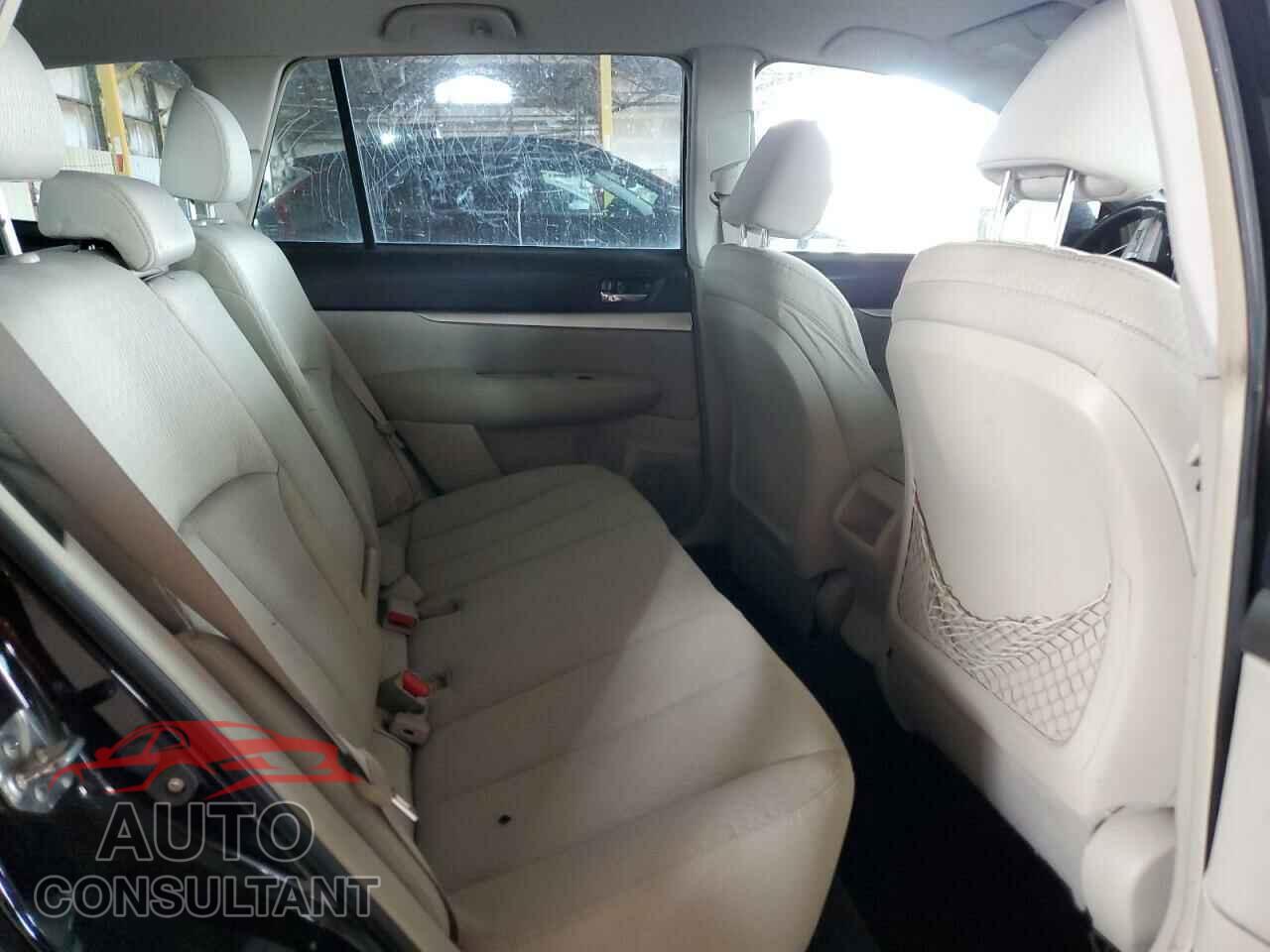 SUBARU OUTBACK 2011 - 4S4BRBAC4B3374868