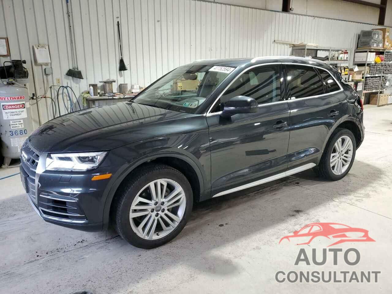 AUDI Q5 2018 - WA1BNAFY0J2061622