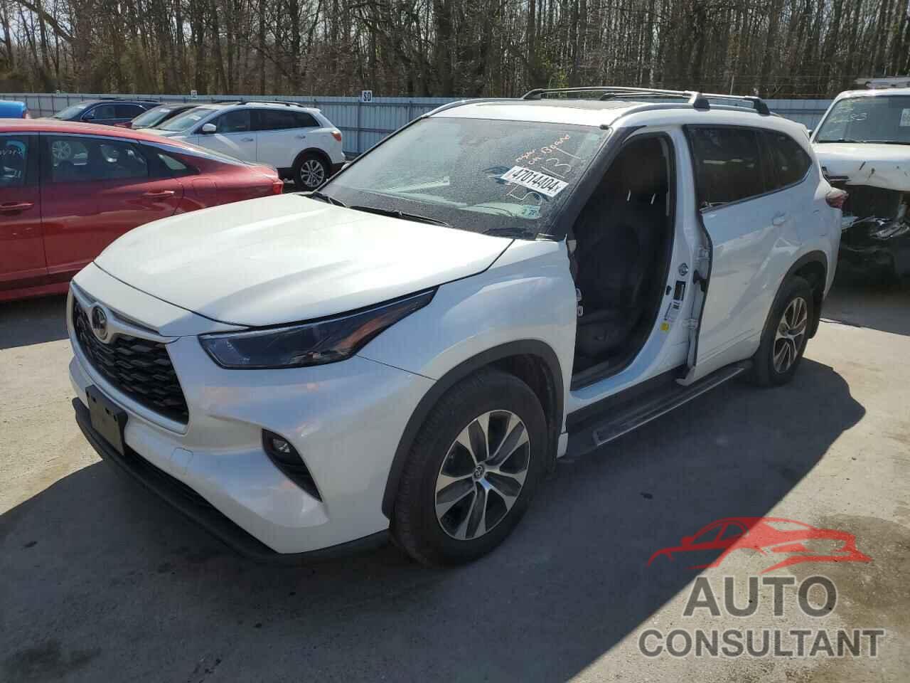 TOYOTA HIGHLANDER 2022 - 5TDHZRBHXNS189115