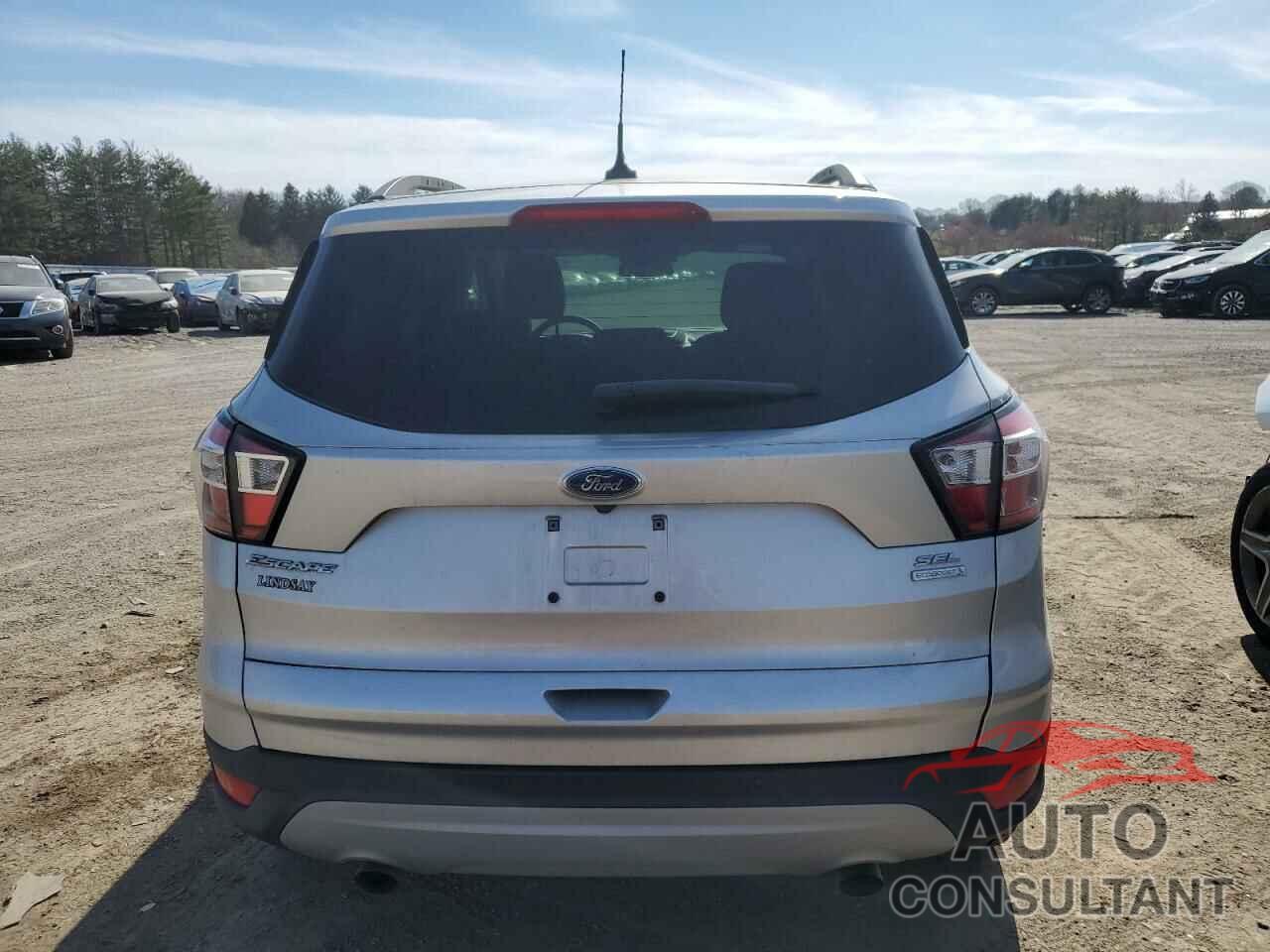 FORD ESCAPE 2018 - 1FMCU0HD1JUC04854