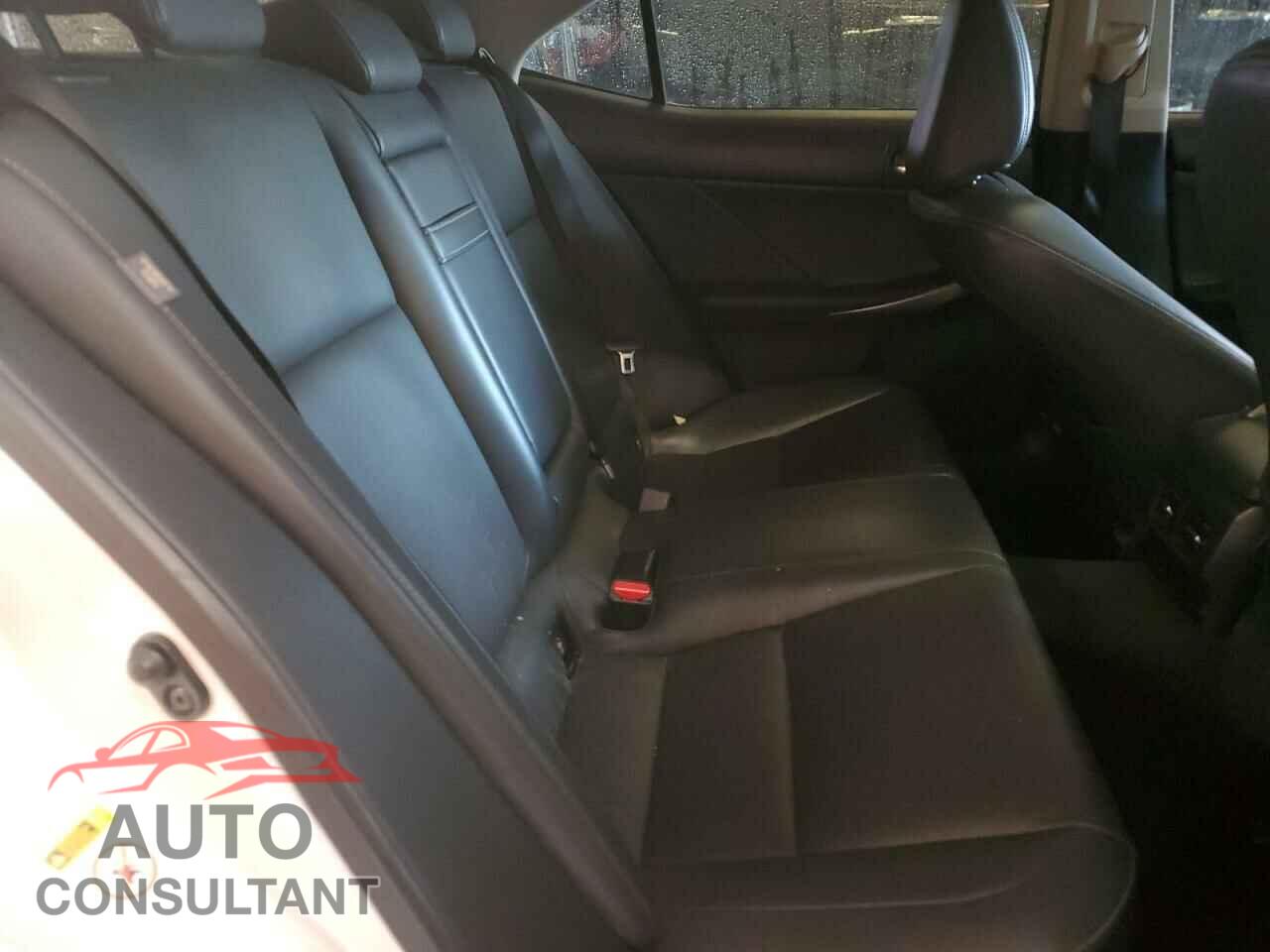 LEXUS IS 2016 - JTHBA1D2XG5004964