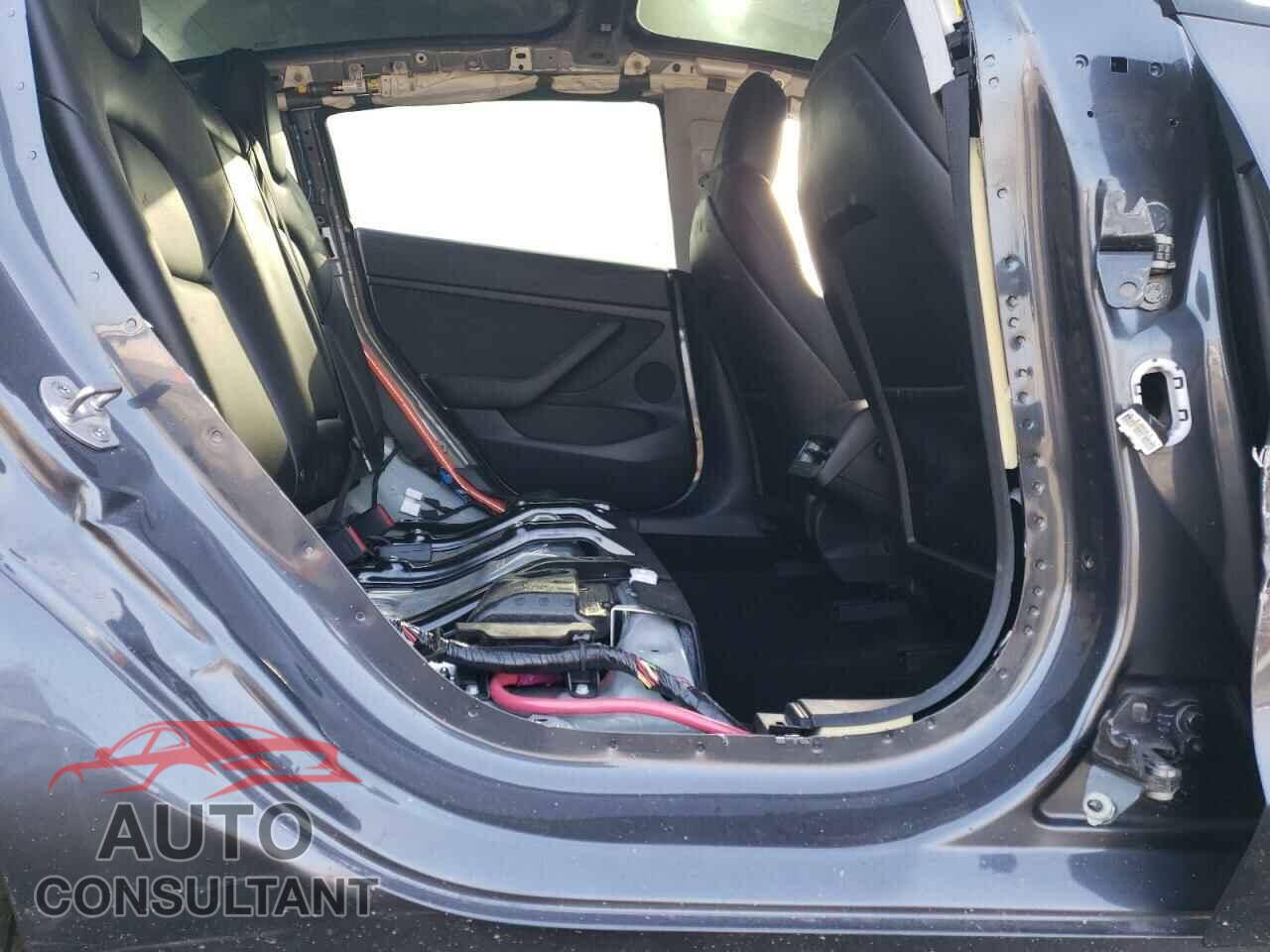 TESLA MODEL 3 2021 - 5YJ3E1EC7MF065295