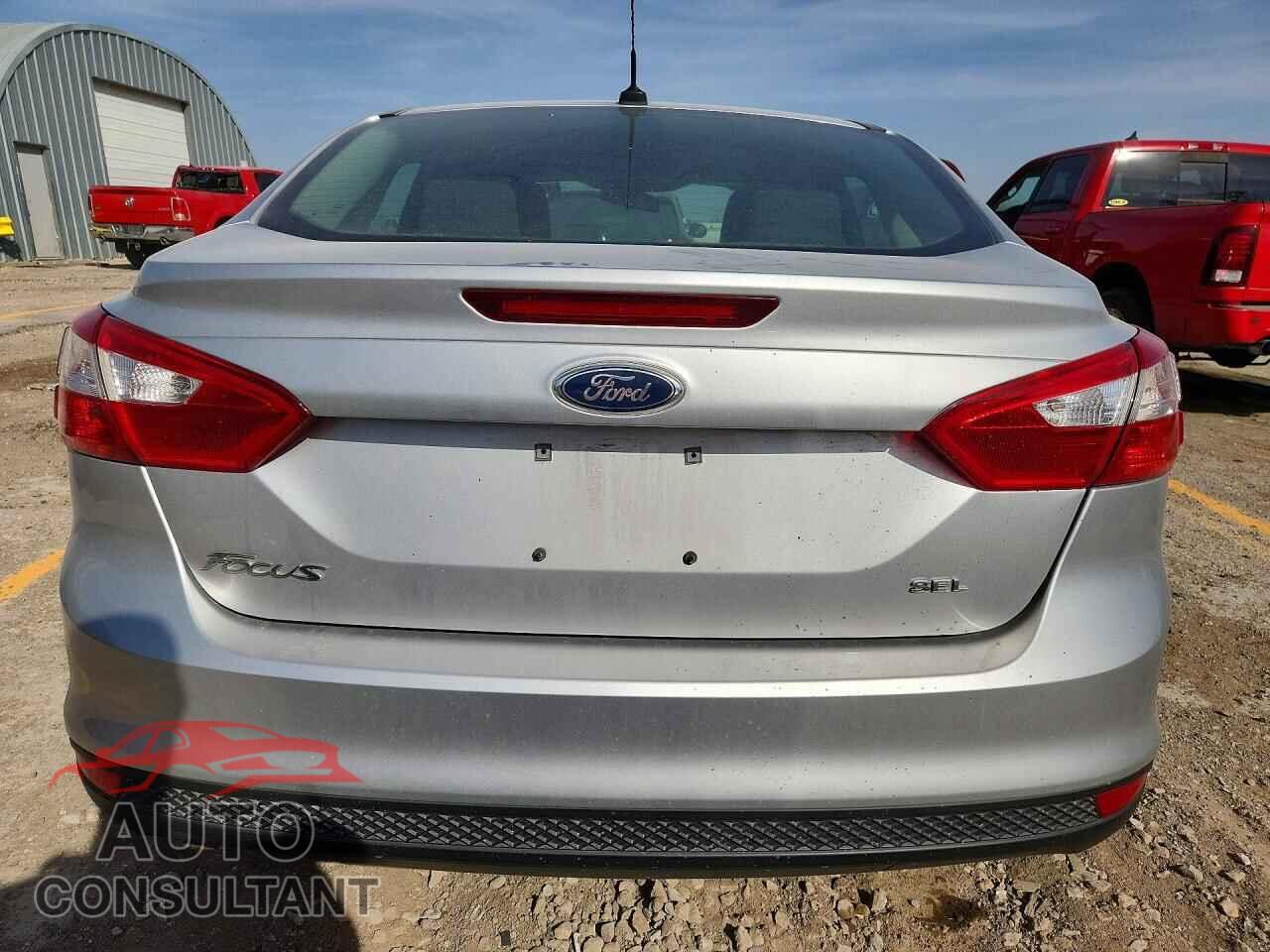 FORD FOCUS 2012 - 1FAHP3H20CL195032