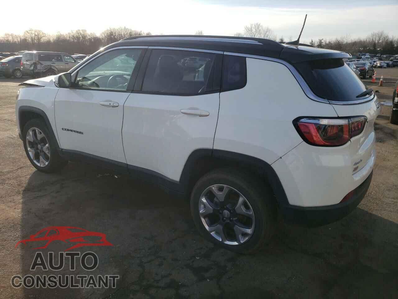 JEEP COMPASS 2018 - 3C4NJDCB1JT349101
