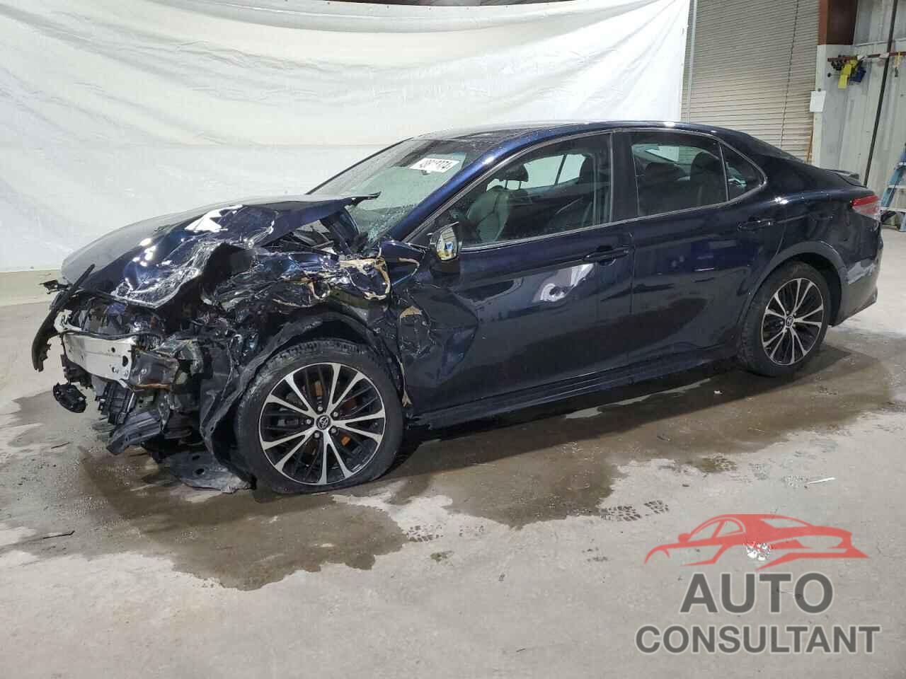 TOYOTA CAMRY 2018 - 4T1B11HK5JU642043