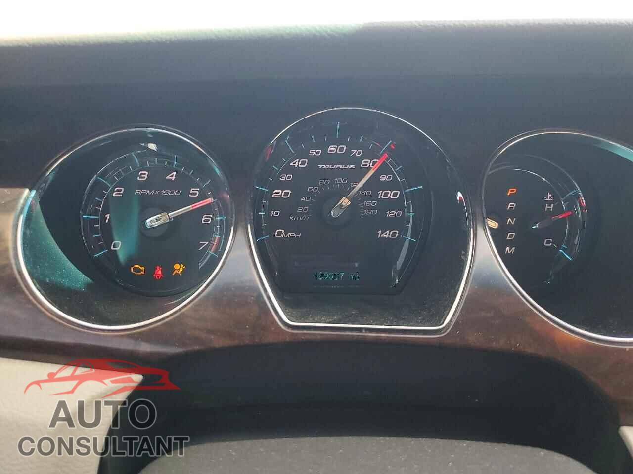 FORD TAURUS 2011 - 1FAHP2EW1BG123068