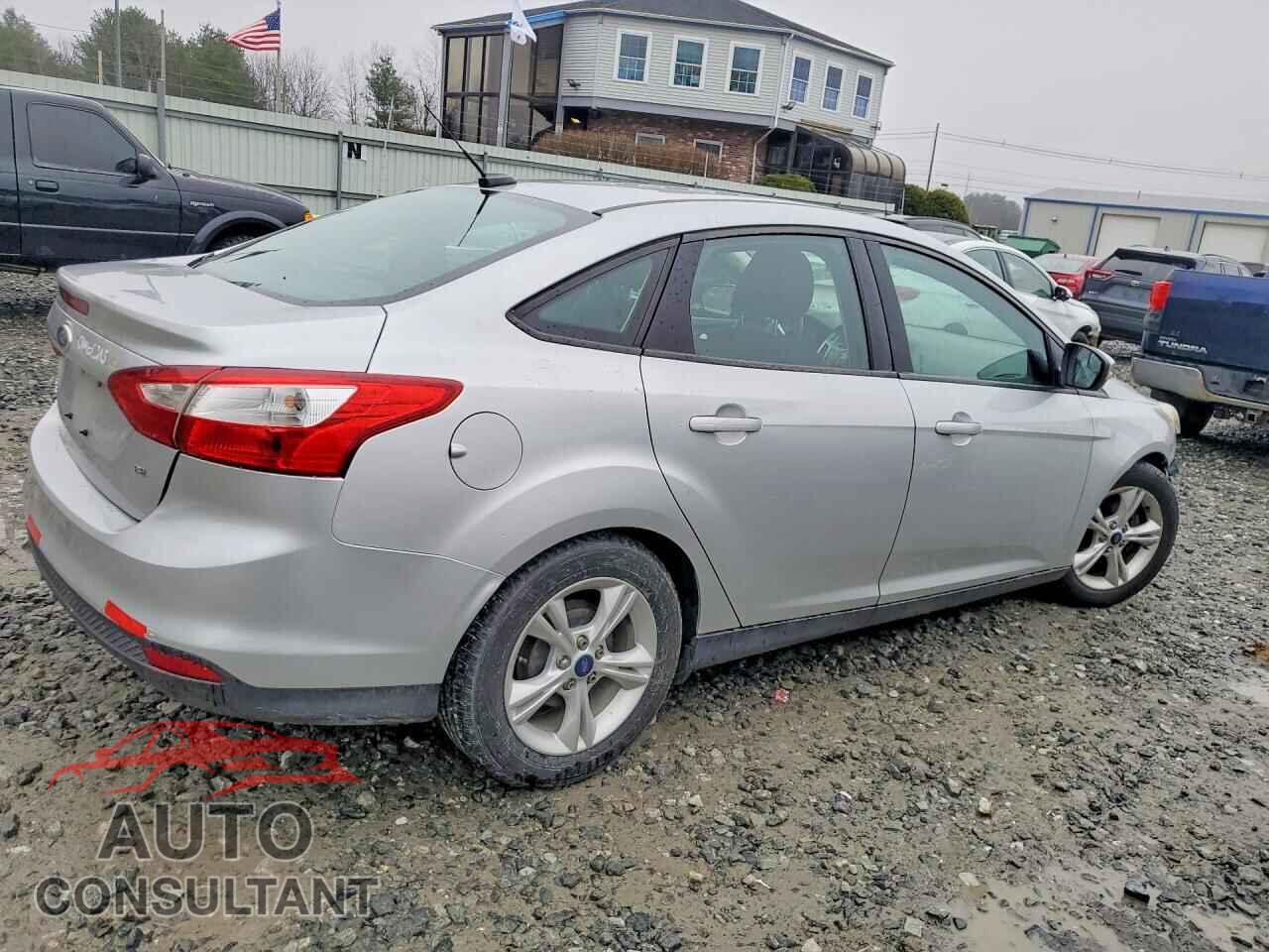 FORD FOCUS 2014 - 1FADP3F27EL446701