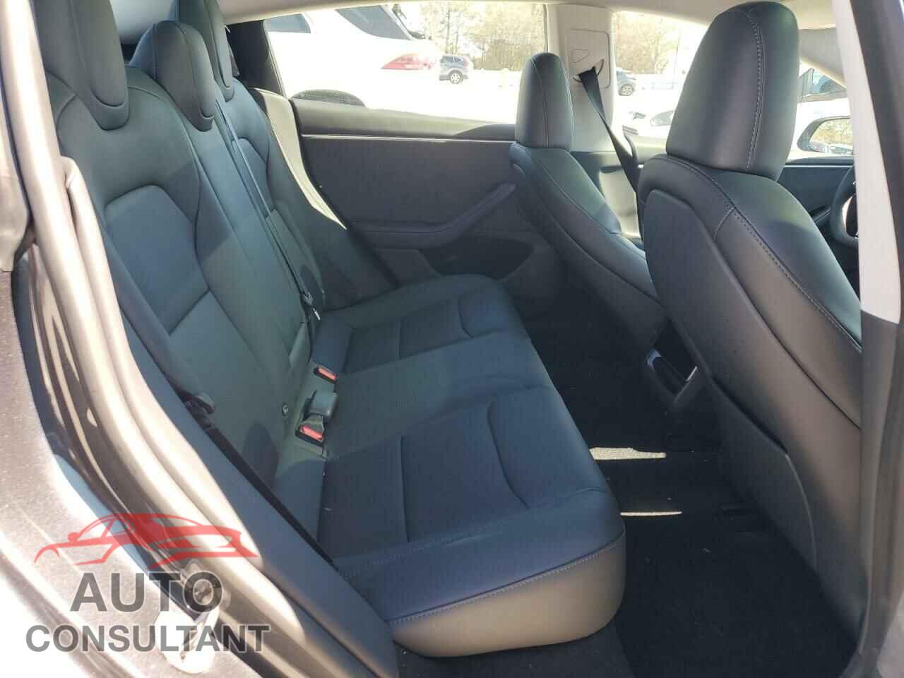 TESLA MODEL 3 2024 - 5YJ3E1EB1RF799509