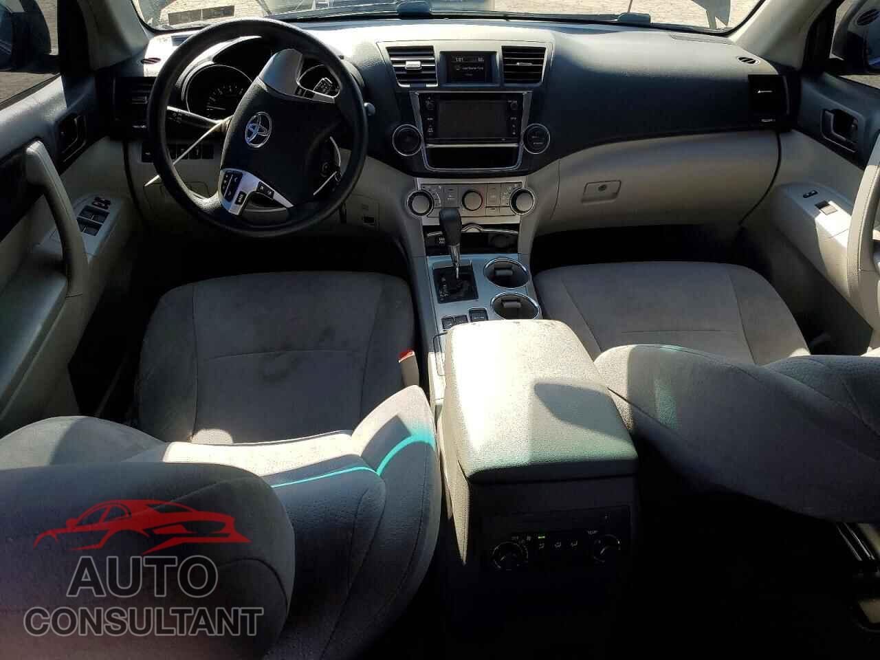 TOYOTA HIGHLANDER 2013 - 5TDBK3EH8DS266453