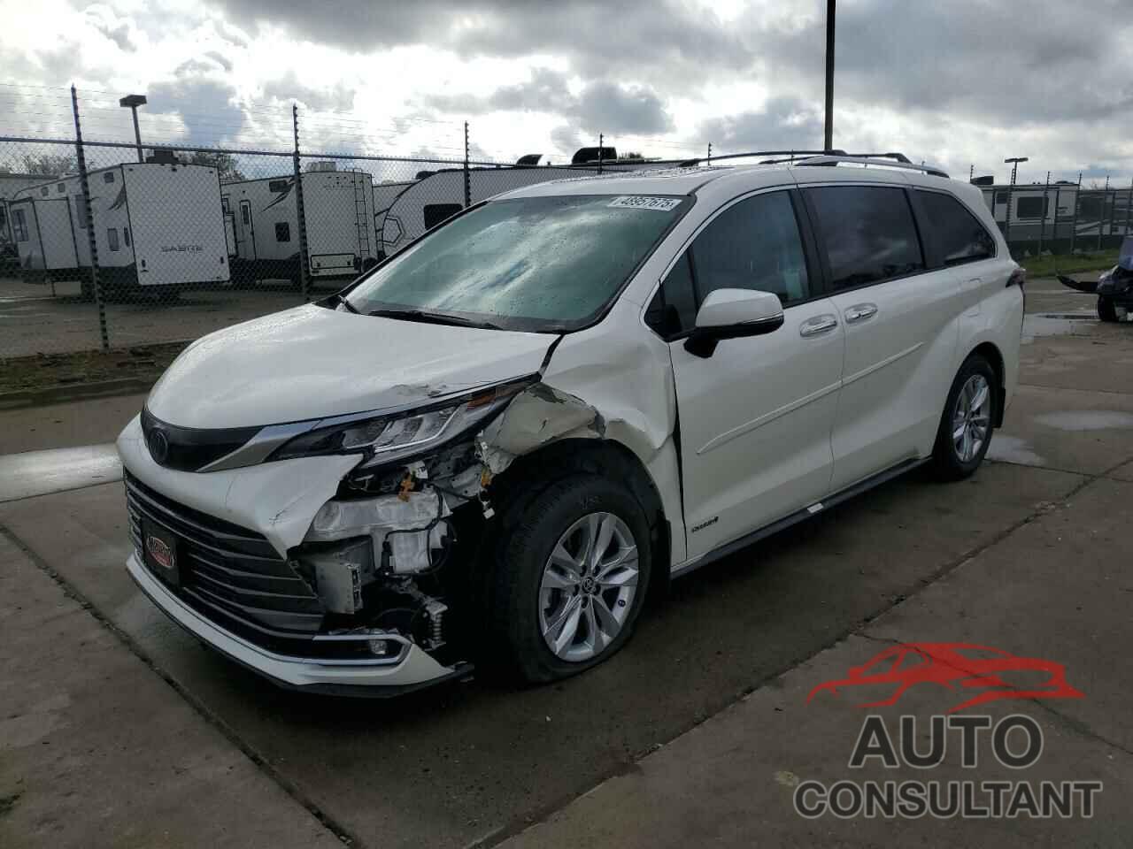 TOYOTA SIENNA 2021 - 5TDZRKEC2MS026940