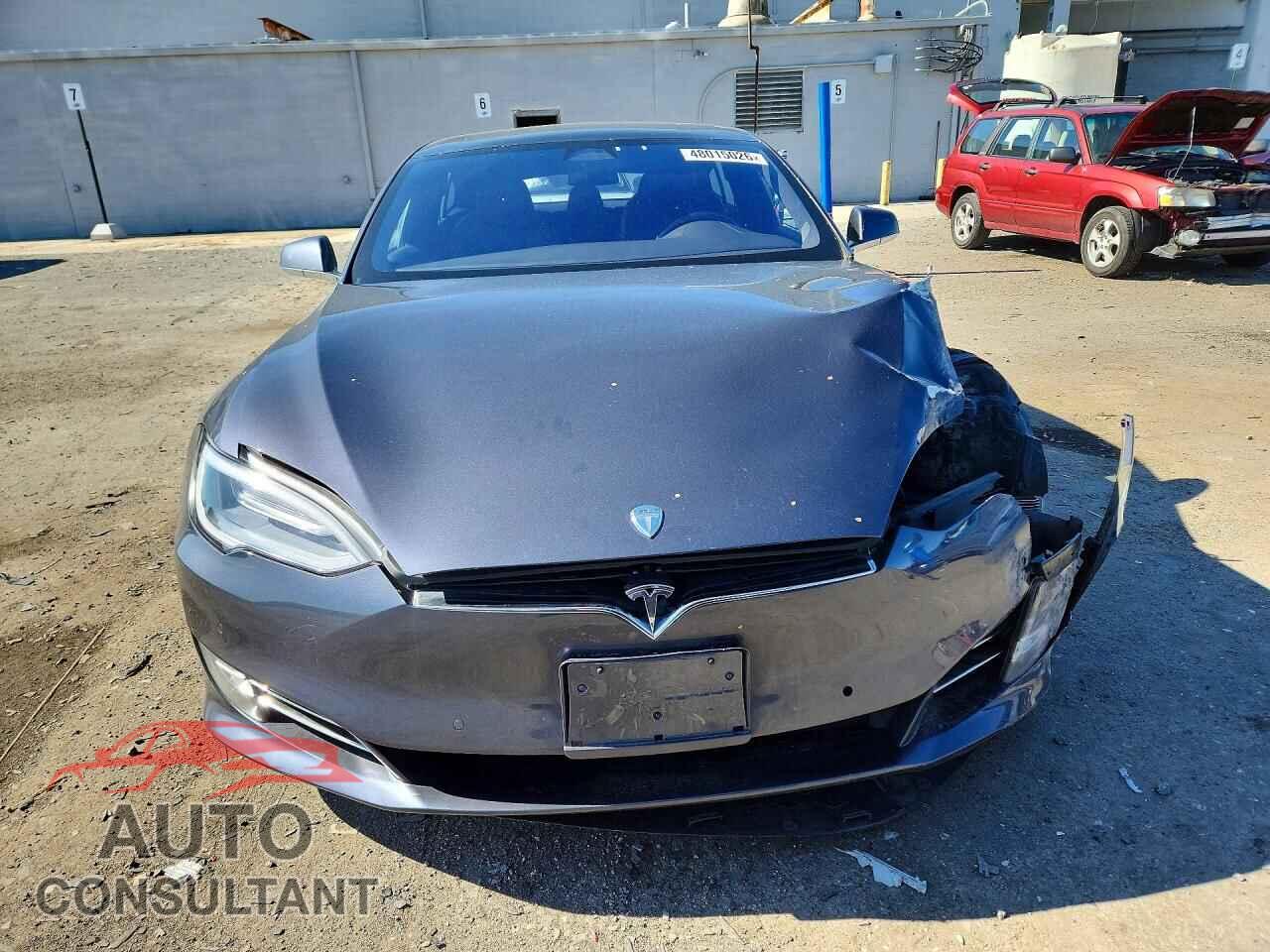 TESLA MODEL S 2020 - 5YJSA1E27LF402738