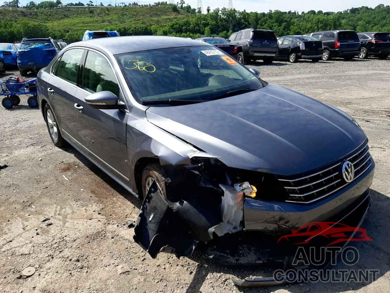 VOLKSWAGEN PASSAT 2017 - 1VWAT7A38HC079261