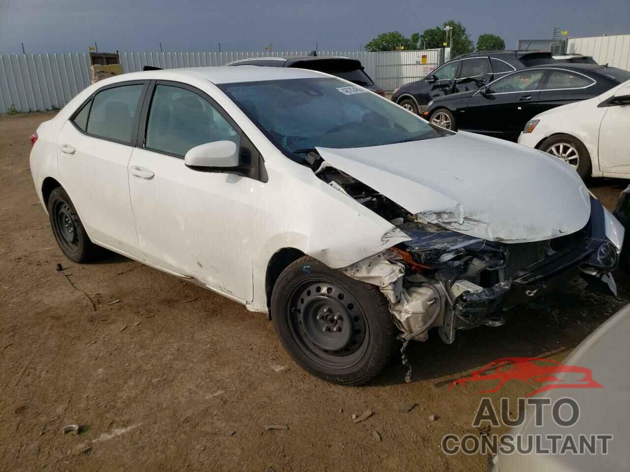 TOYOTA COROLLA 2018 - 5YFBURHE8JP813353