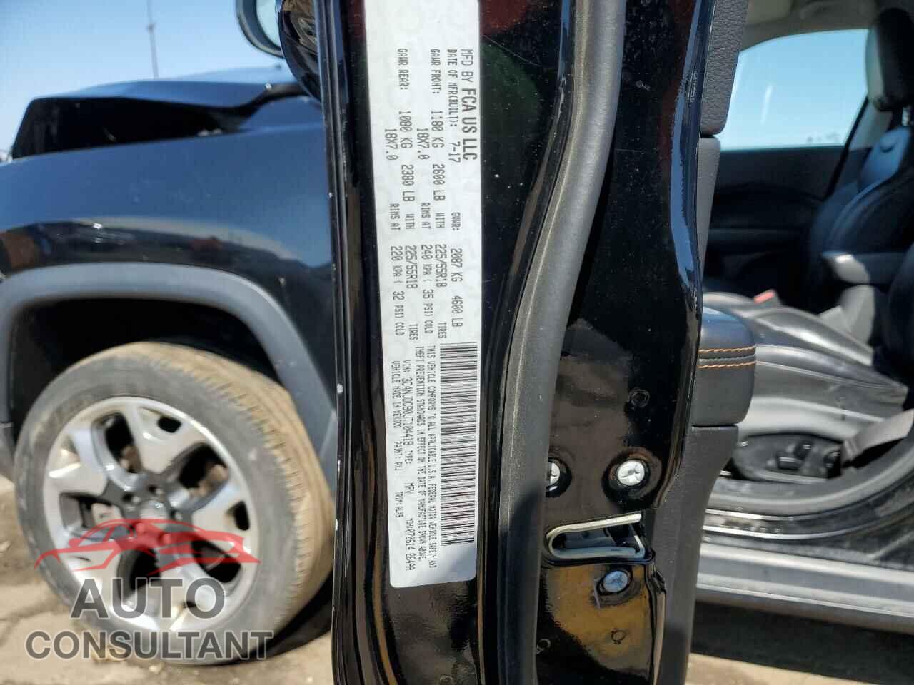 JEEP COMPASS 2018 - 3C4NJDCB0JT104418