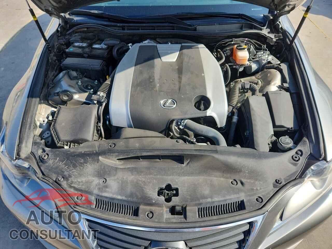 LEXUS IS 2014 - JTHBE1D2XE5004173