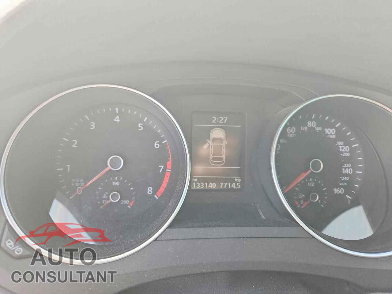VOLKSWAGEN JETTA 2017 - 3VWDB7AJ0HM412100