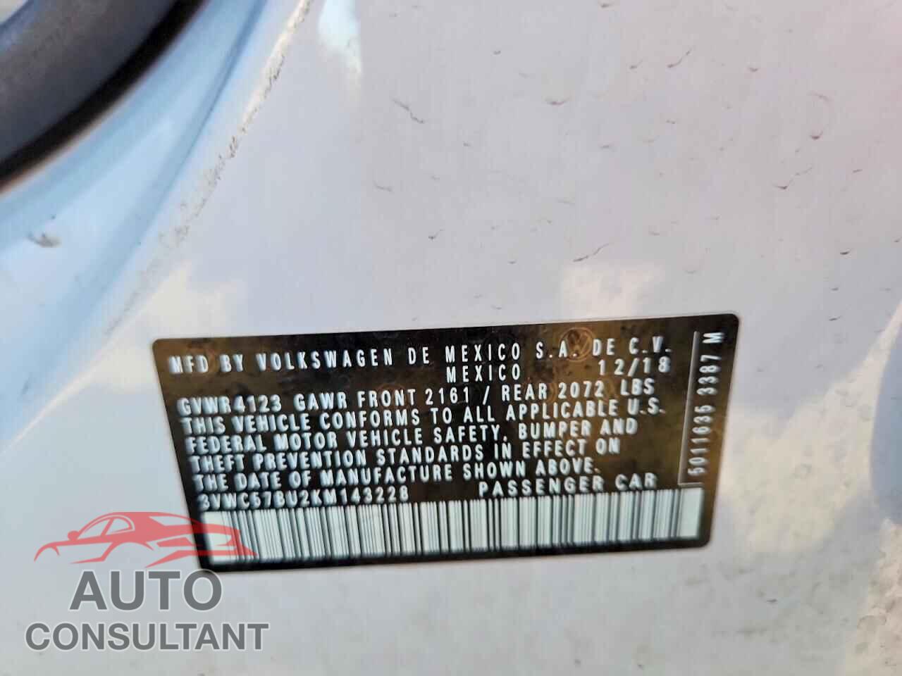 VOLKSWAGEN JETTA 2019 - 3VWC57BU2KM143228