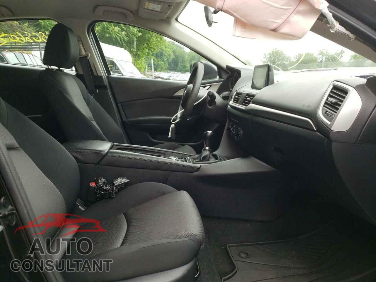 MAZDA 3 2017 - 3MZBN1U77HM114171